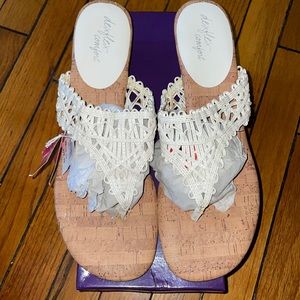 Dexflex Comfort Women’s Open Toe White Sandals New Sz 11